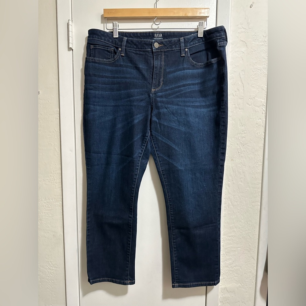 a.n.a. Jeans